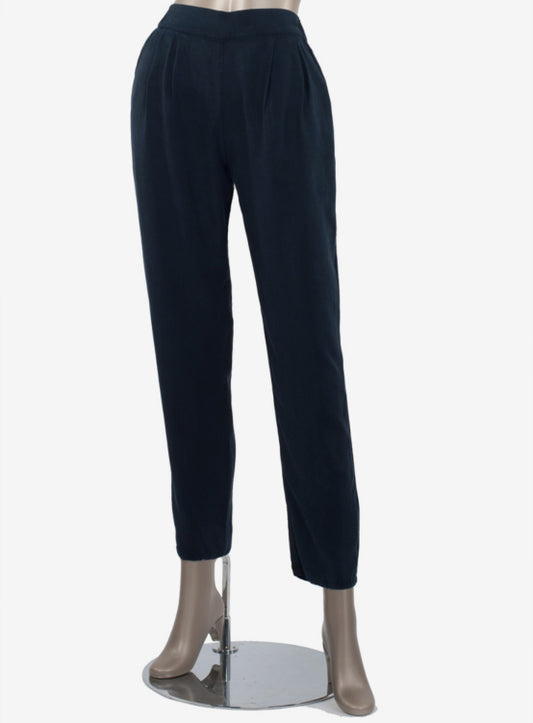 Ivy Pleated Pull On Ankle Pant